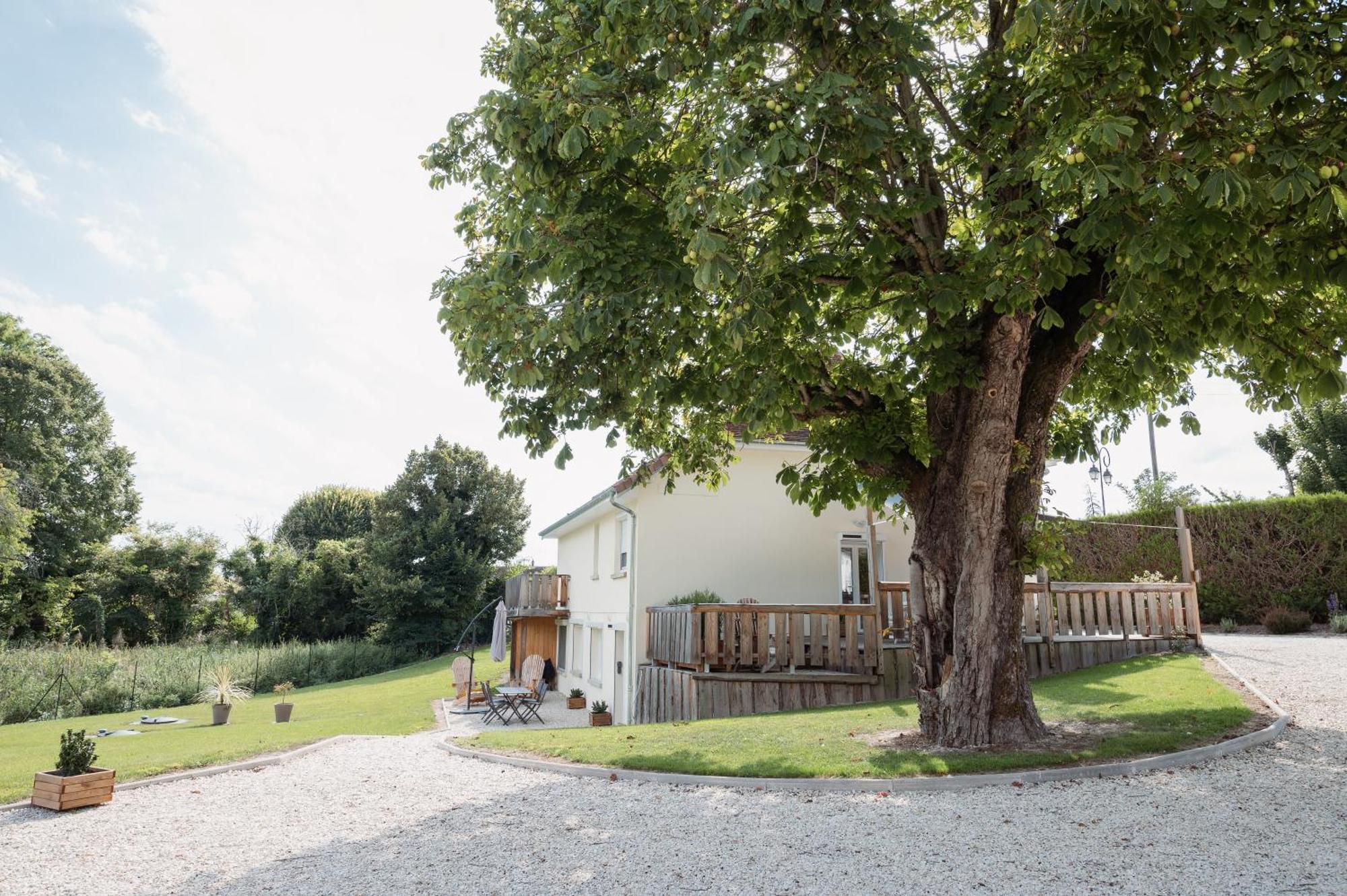 Le Prestige Des Delices Villa Dosches Exterior photo